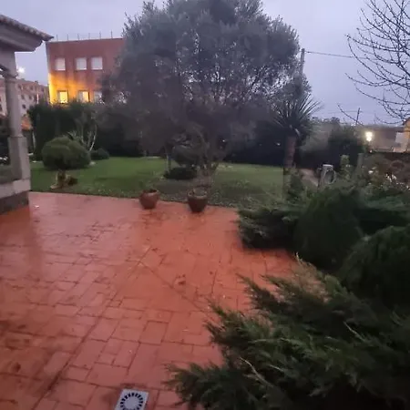 Prázdninový dům Casa Con Jardin A 15 Minutos De La Playa De La Lanzada *