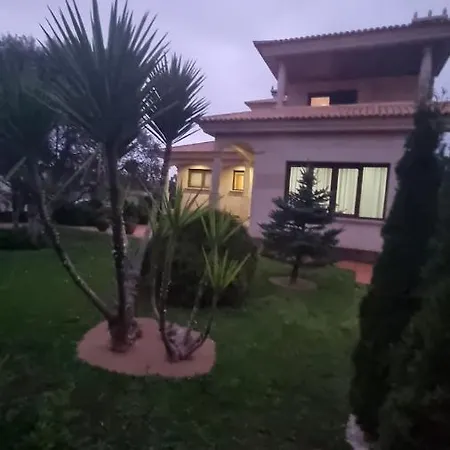 Casa Con Jardin A 15 Minutos De La Playa De La Lanzada Prázdninový dům *